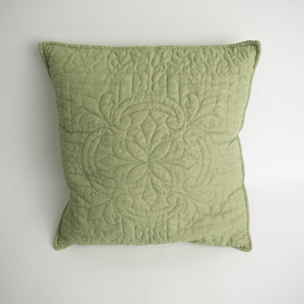 Quilted Pillow 18"x18"